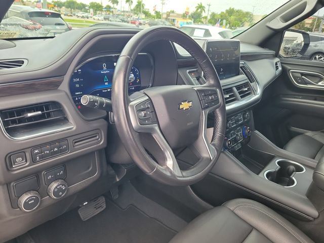 Used 2022 Chevrolet Suburban LT RWD image 15