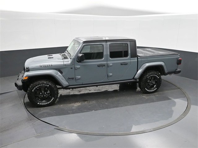 Used 2024 Jeep Gladiator Sport image 32