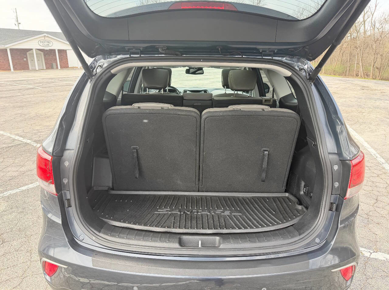 Used 2017 Hyundai Santa Fe SE Ultimate 4dr SUV w/ SE Ultimate Tech Package 03 image 18