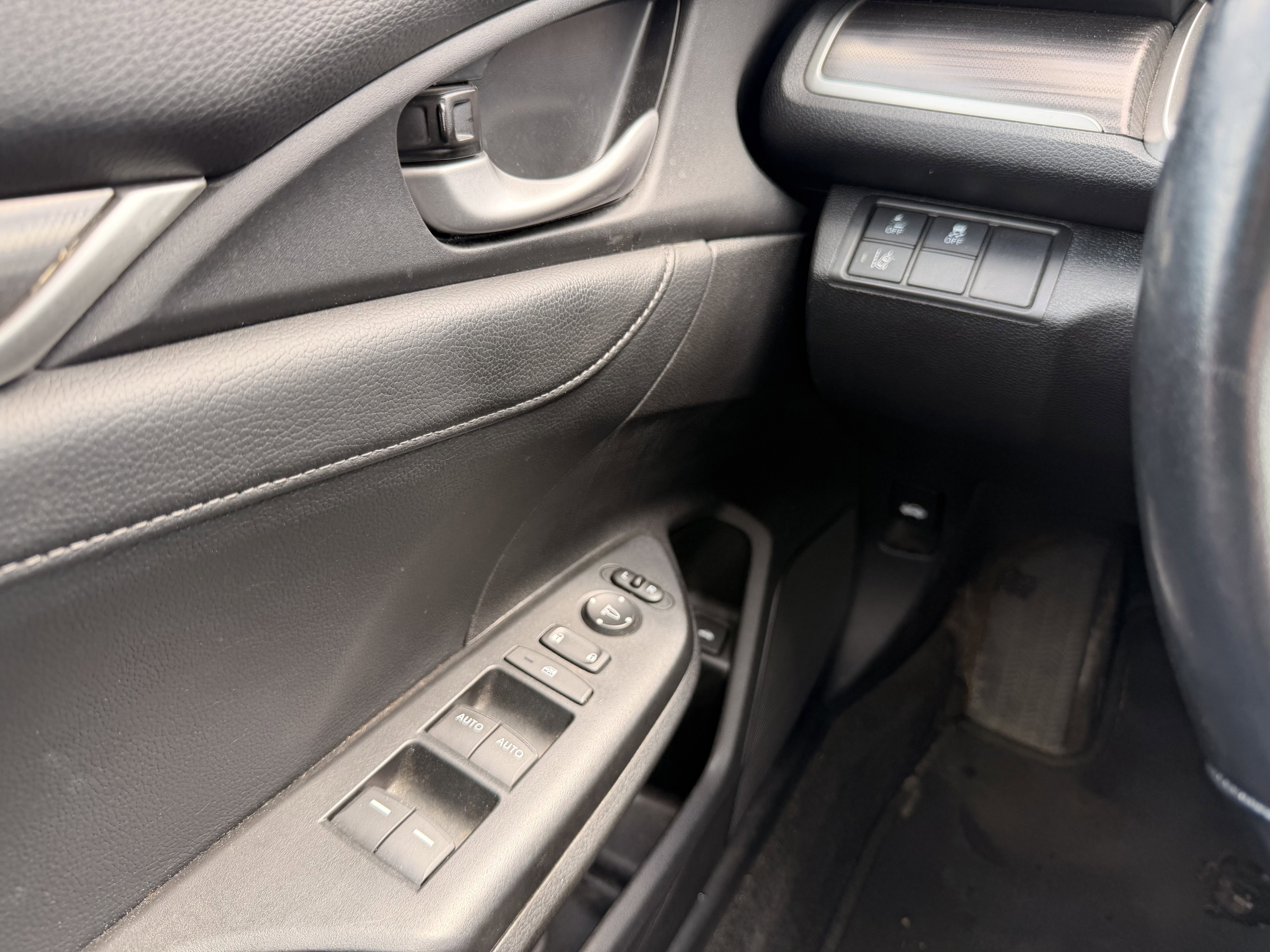 Used 2021 Honda Civic EX-L image 21