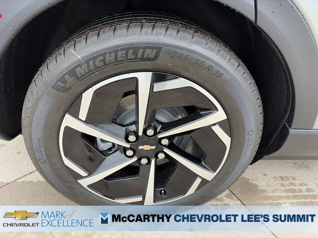 New 2026 Chevrolet Equinox EV LT w/ Comfort Package FWD image 24