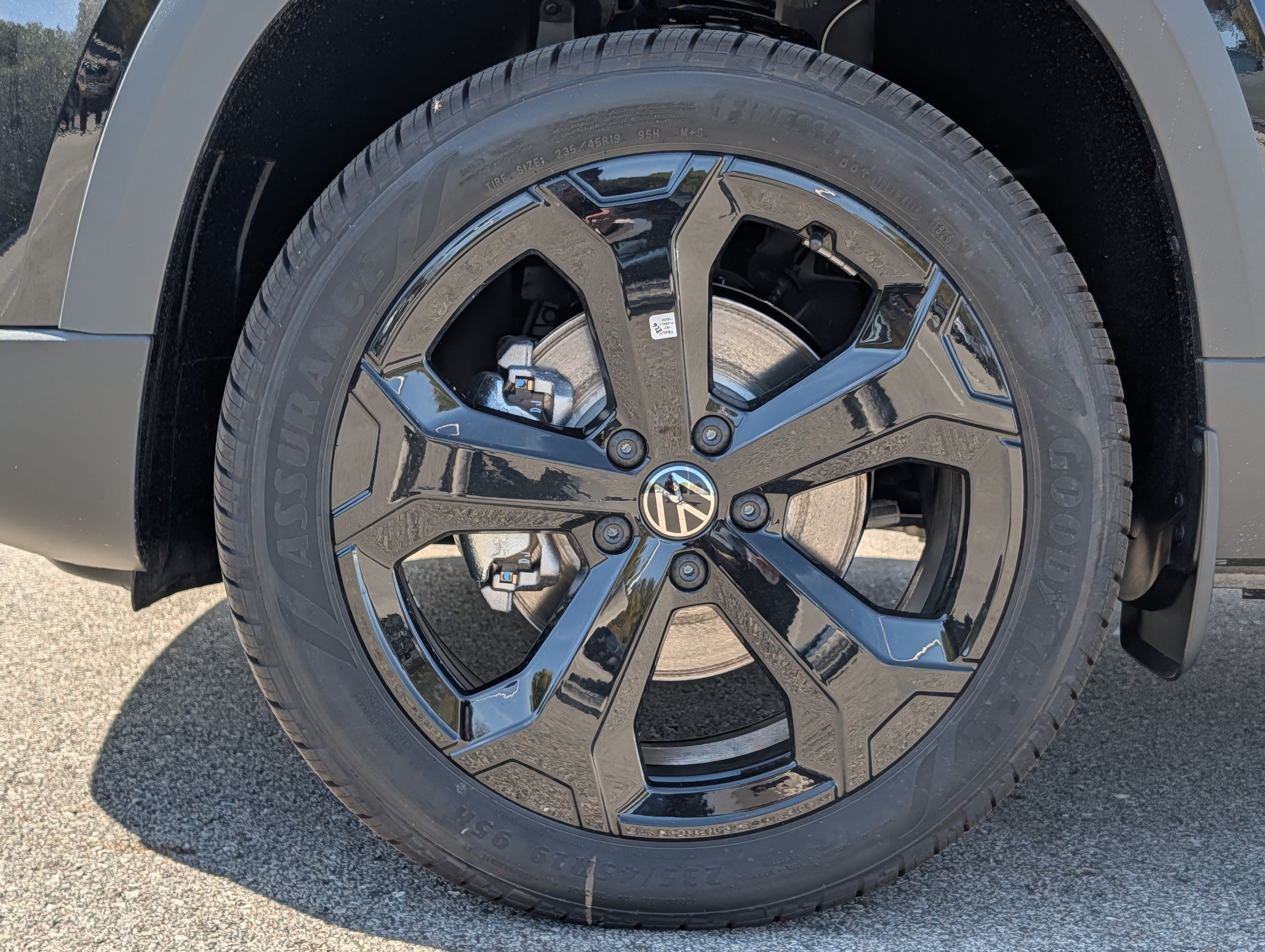 New 2027 Volkswagen Taos SEL AWD/4WD image 4