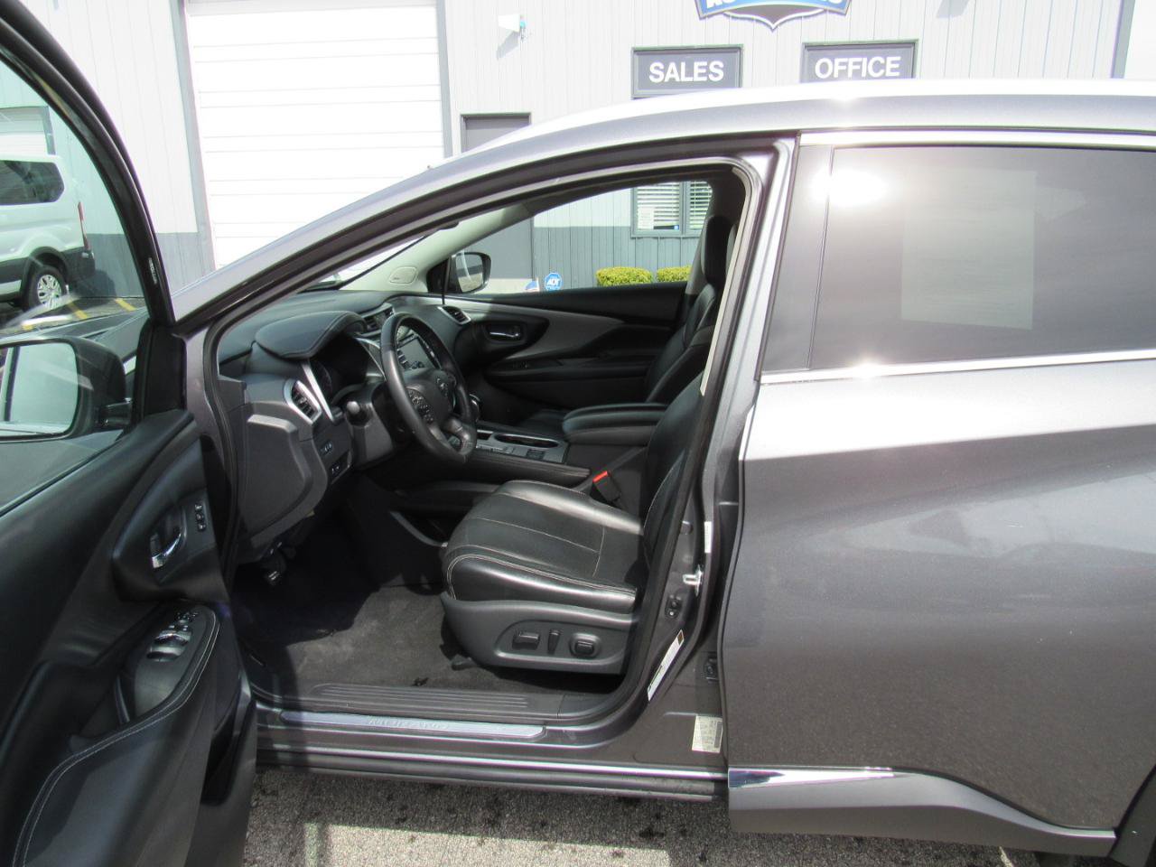 Used 2019 Nissan Murano SL AWD/4WD image 12