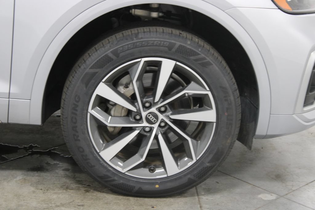 Used 2024 Audi Q5 2.0T Premium Plus AWD/4WD image 12