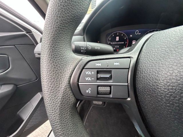 Used 2025 Honda Accord SE image 13