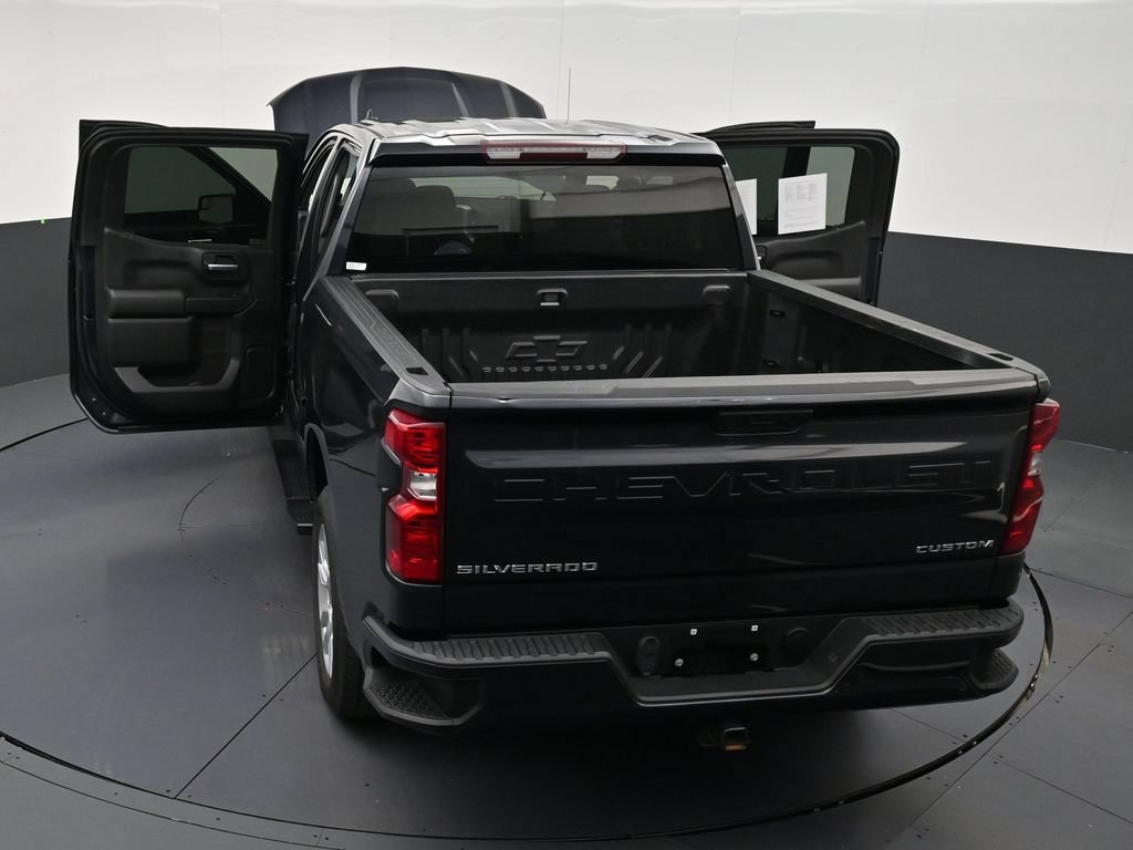 Used 2022 Chevrolet Silverado 1500 Custom RWD image 29