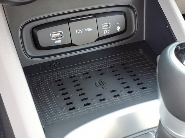 New 2026 Hyundai Venue SEL FWD image 14
