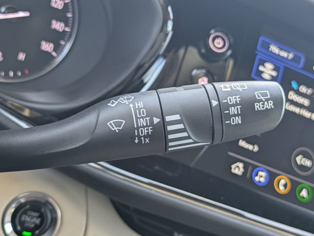 Used 2023 Buick Envision Avenir image 33