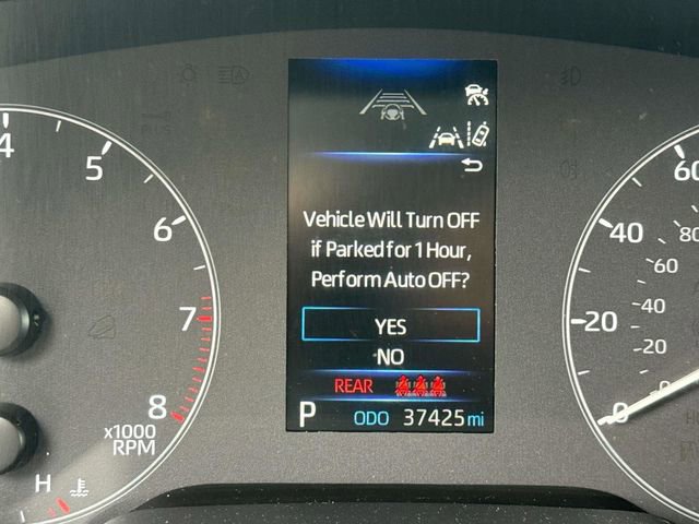 Used 2024 Toyota Corolla Cross LE image 31