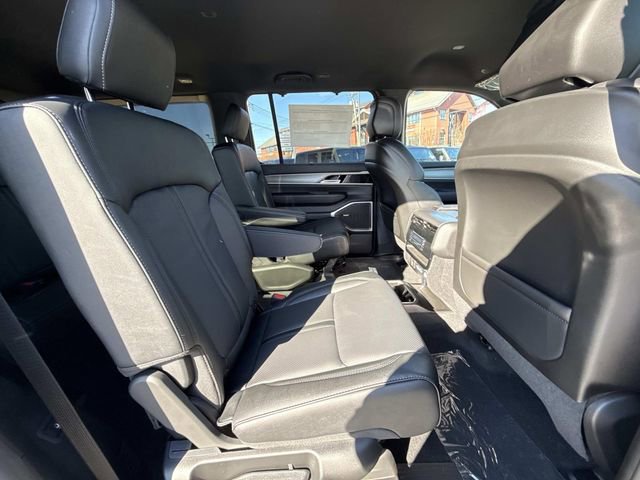 New 2026 Jeep Grand Wagoneer Limited w/ Convenience Group I image 34
