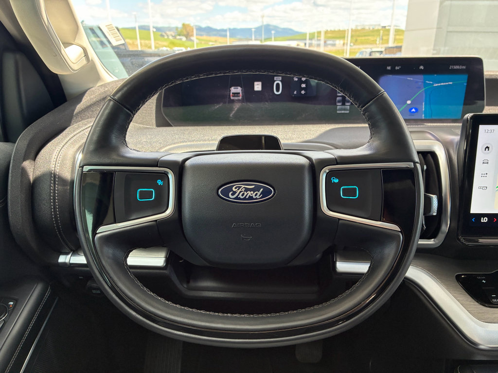 Used 2025 Ford Expedition Platinum AWD/4WD image 35