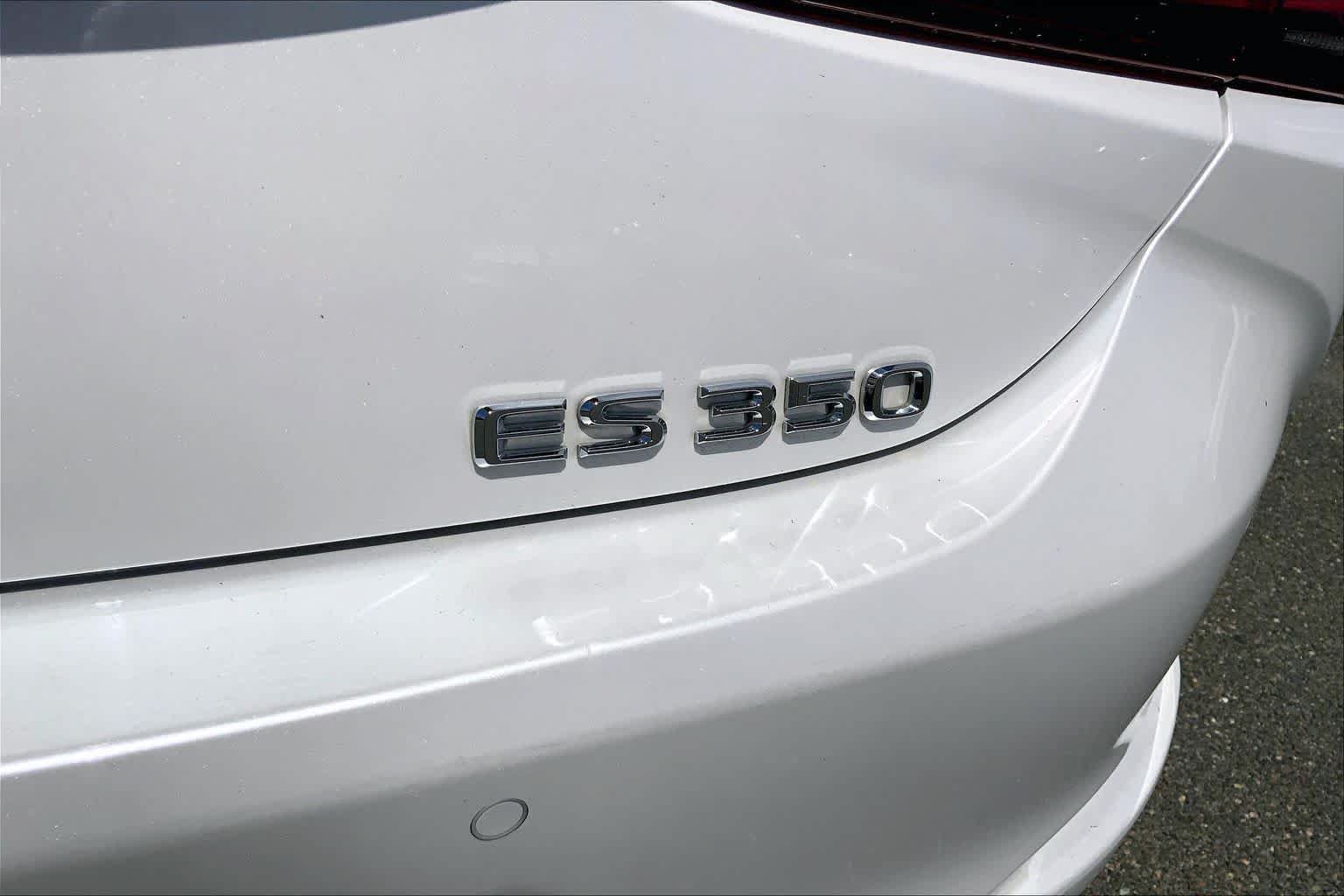 Certified 2024 Lexus ES 350 w/ Premium Package FWD image 10