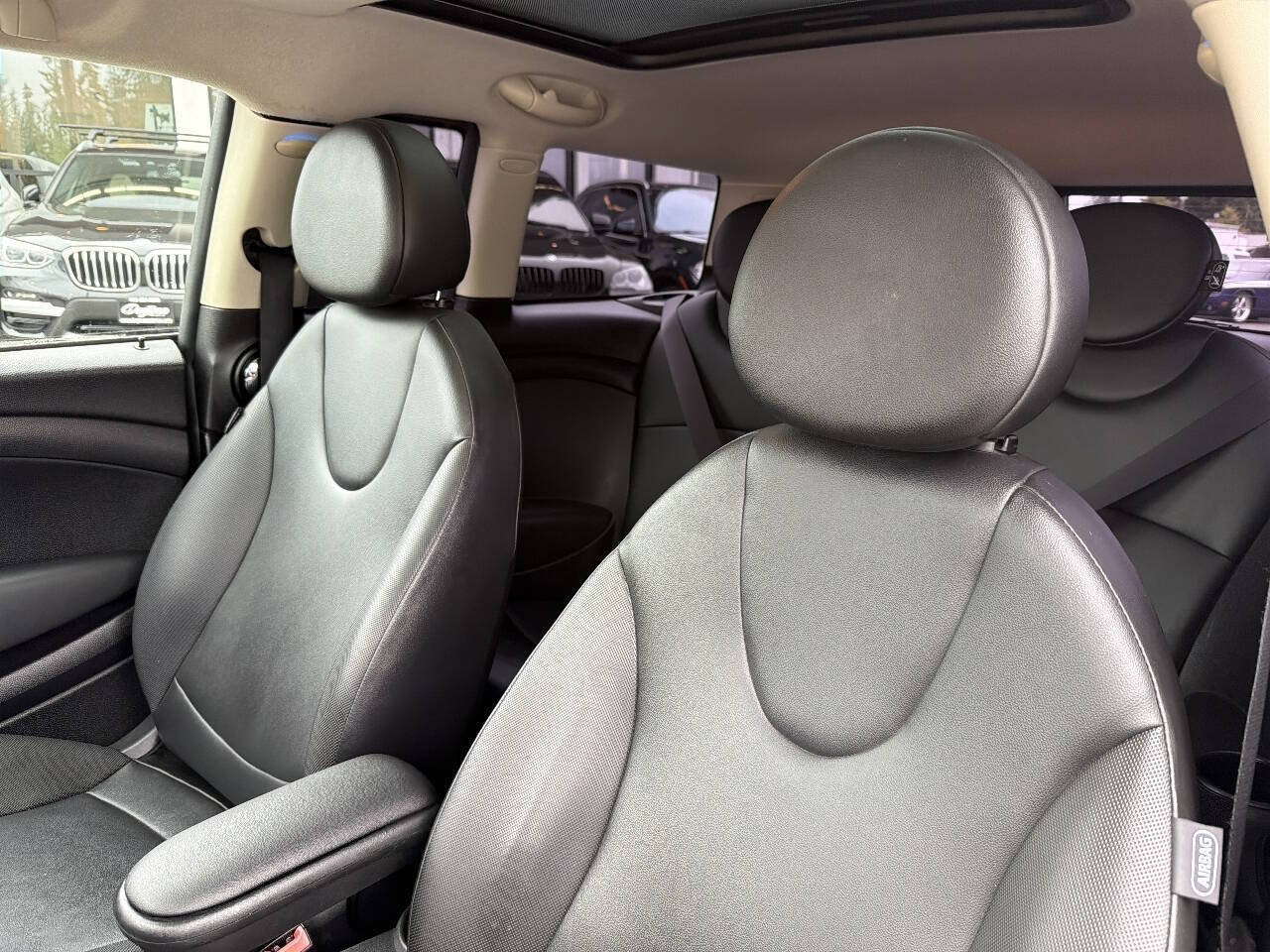 Used 2013 MINI Cooper Clubman FWD image 30