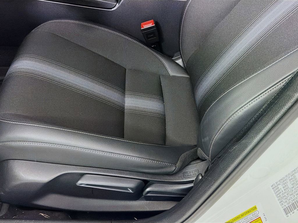 Used 2025 Honda Civic Sport image 19