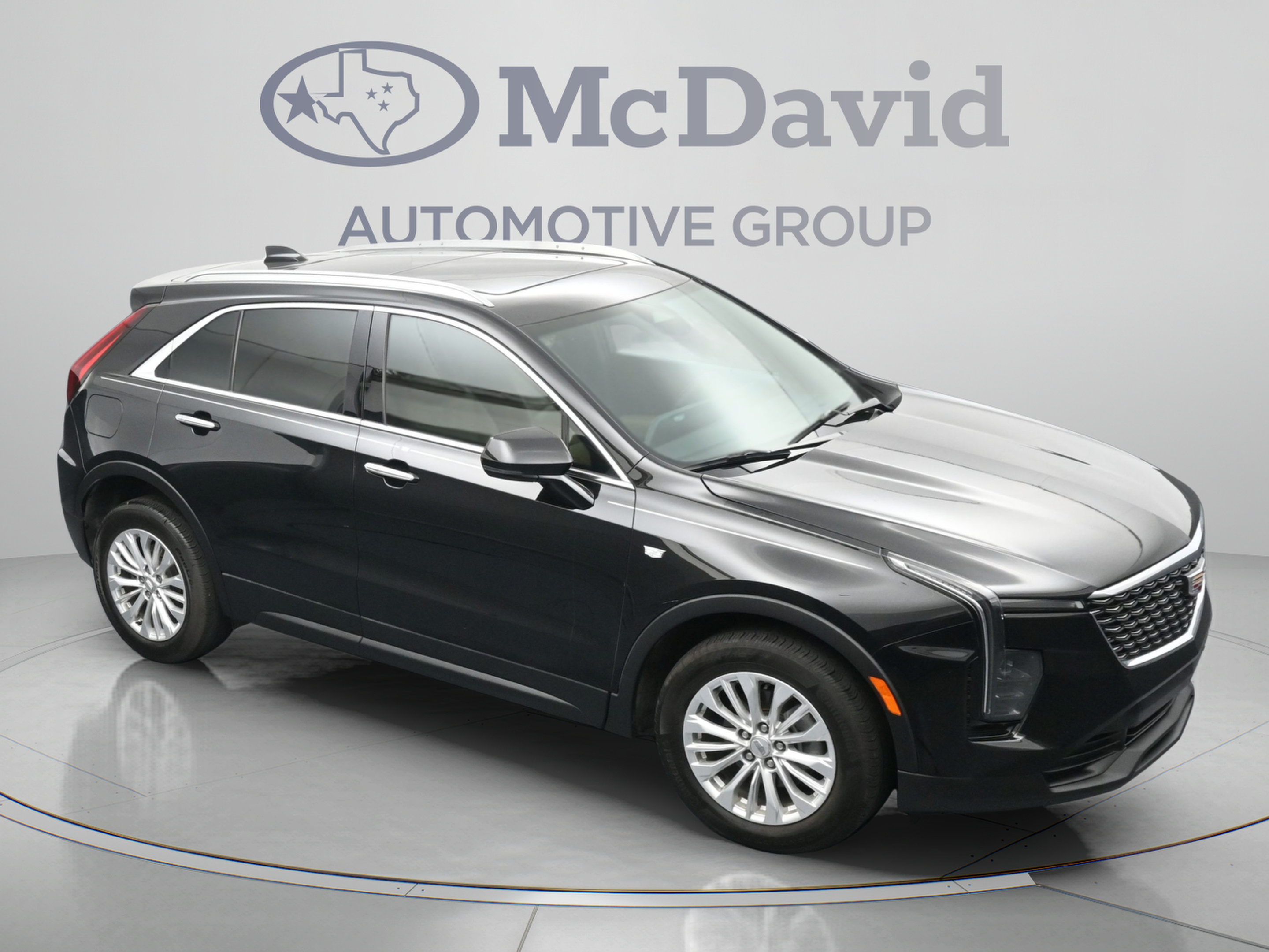 Used 2024 Cadillac XT4 Luxury w/ Cold Weather Package FWD image 33