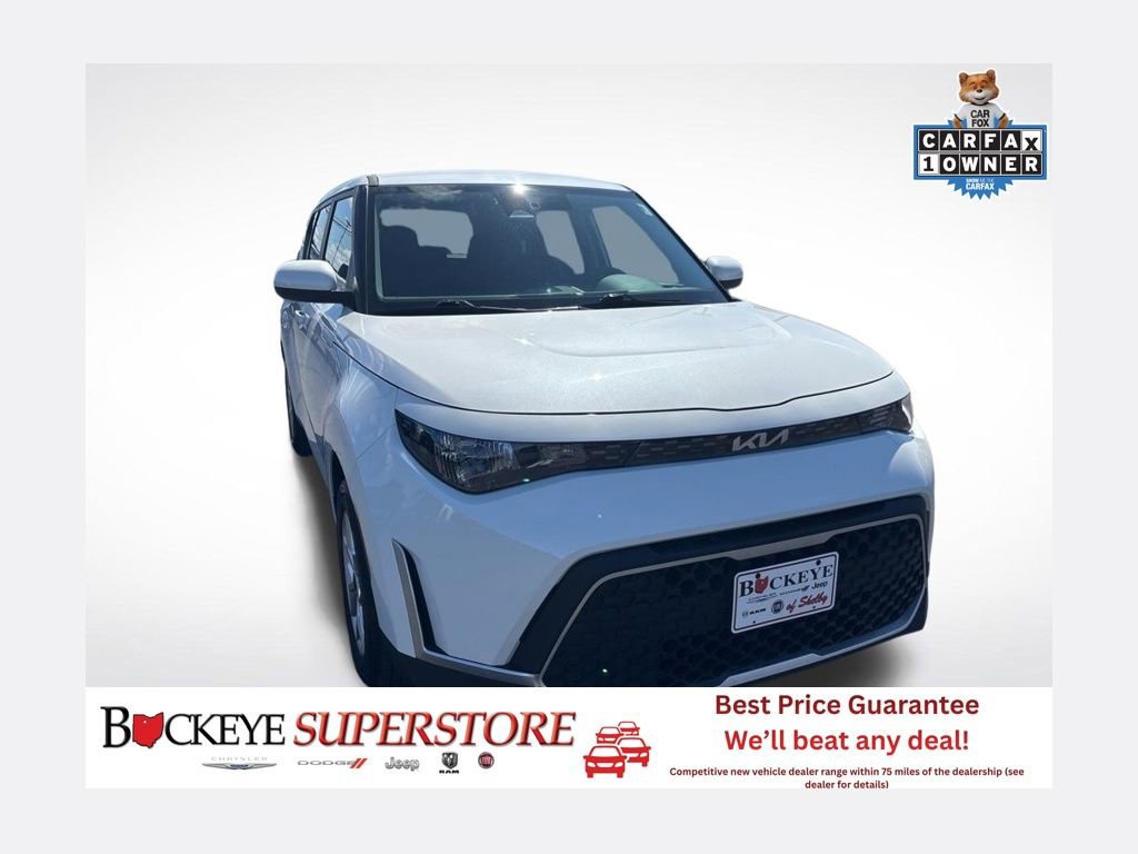 Used 2025 Kia Soul LX image 1
