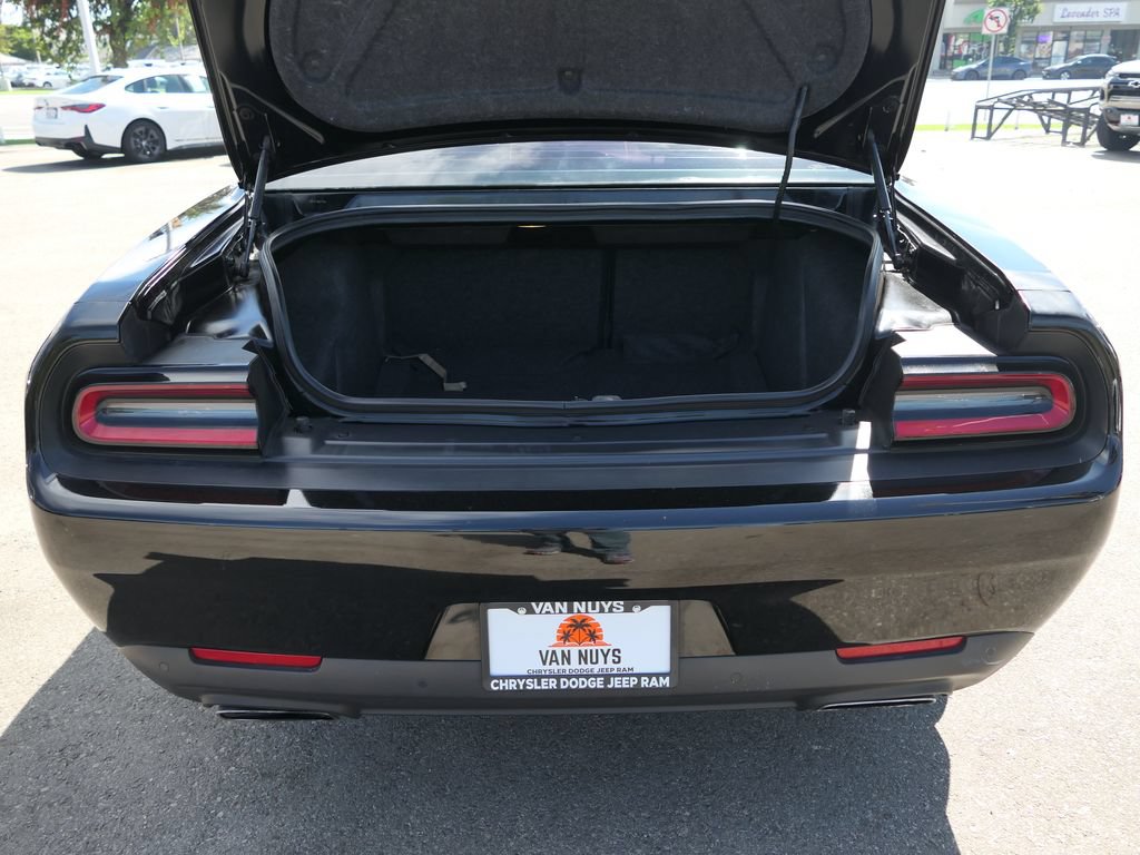 Used 2020 Dodge Challenger R/T Scat Pack RWD image 21