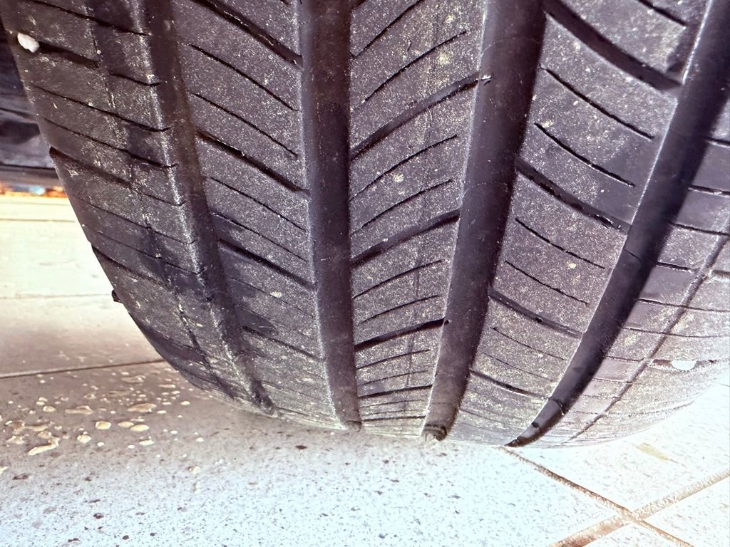 Certified 2024 Lexus ES 350 w/ Premium Package image 16