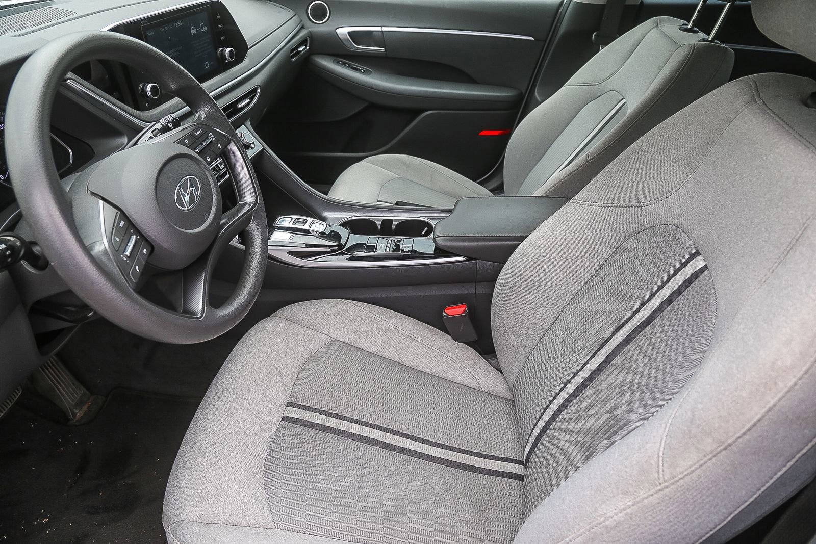 Used 2020 Hyundai Sonata SE w/ Cargo Package image 5