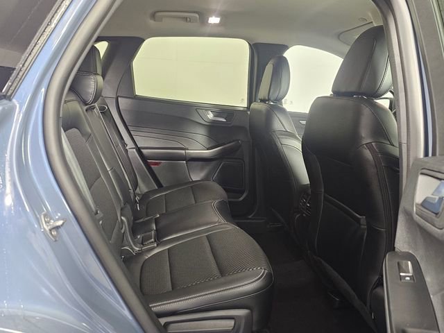Used 2024 Ford Escape SE image 13