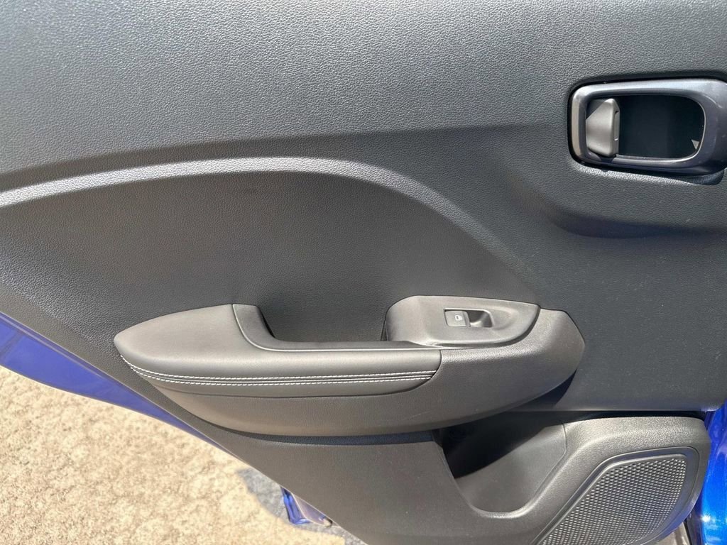 Used 2024 Hyundai Venue Limited image 10