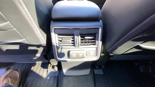 Used 2023 Subaru Forester Limited image 15