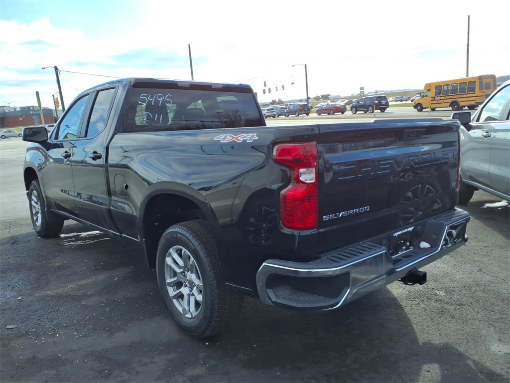 New 2026 Chevrolet Silverado 1500 LT image 3