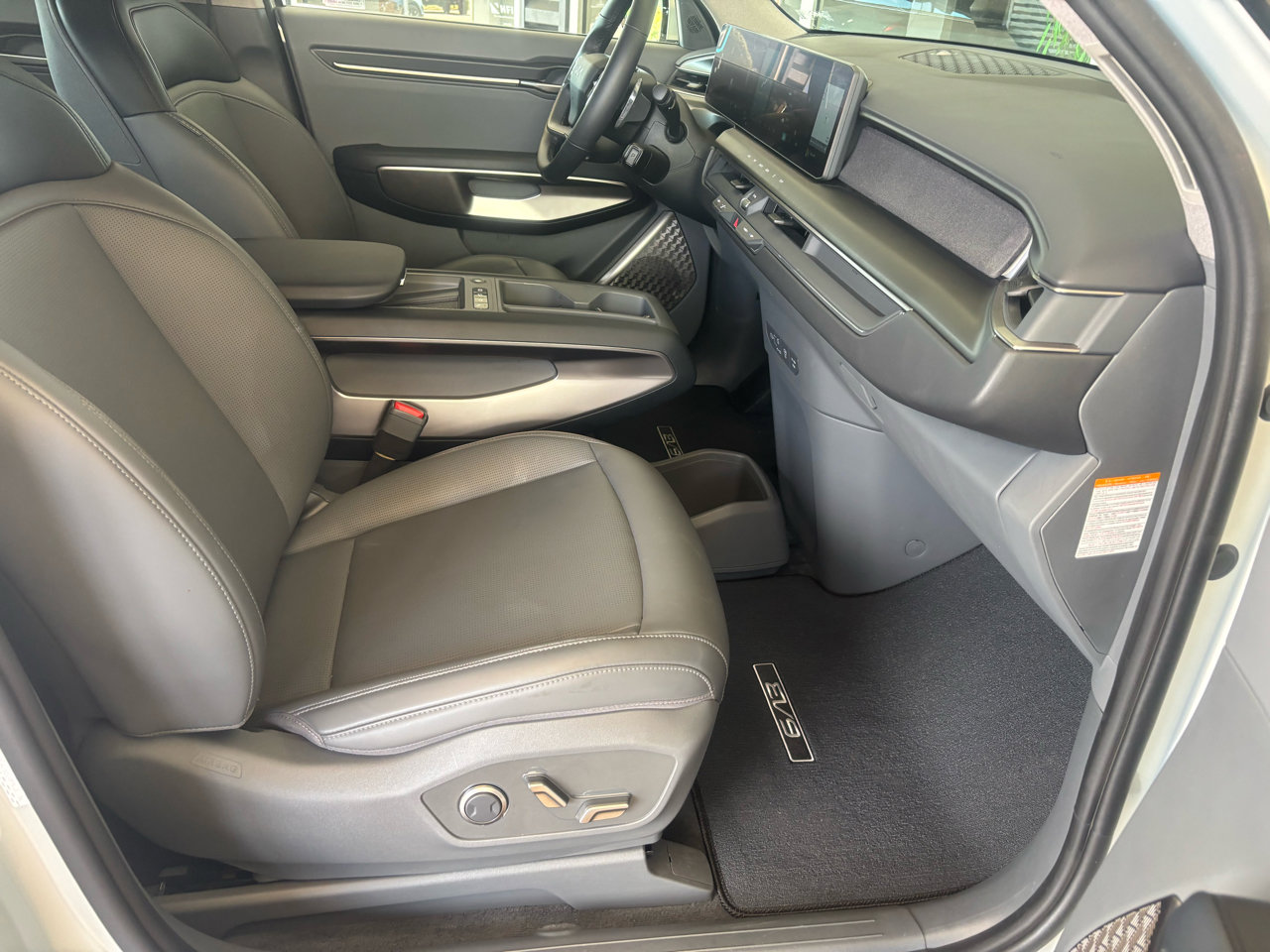 Used 2024 Kia EV9 Light Long Range image 19