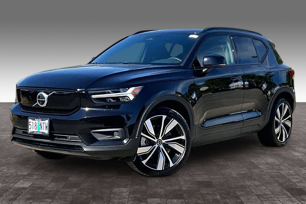 Used 2021 Volvo XC40 P8 Recharge w/ Advanced Package AWD/4WD image 2