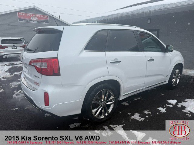Used 2015 Kia Sorento SX image 3