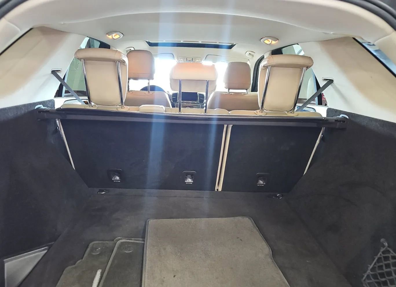 Used 2016 Mercedes-Benz GLE 350 4MATIC w/ Premium Package image 5