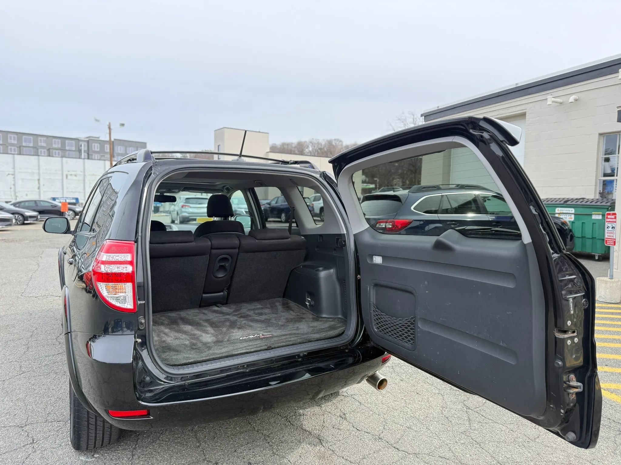 Used 2011 Toyota RAV4 Sport w/ Sport Appearance Pkg image 20