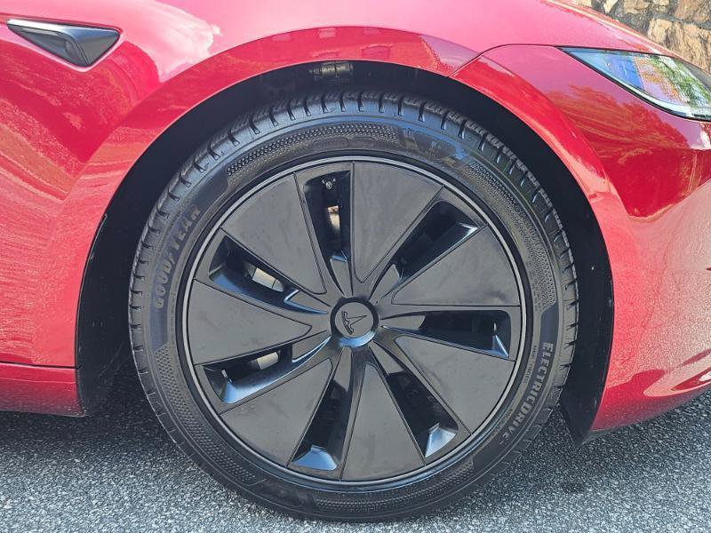 Used 2024 Tesla Model 3 Long Range AWD/4WD image 17