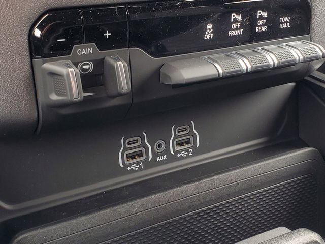 New 2026 RAM 1500 4x4 Crew Cab image 26