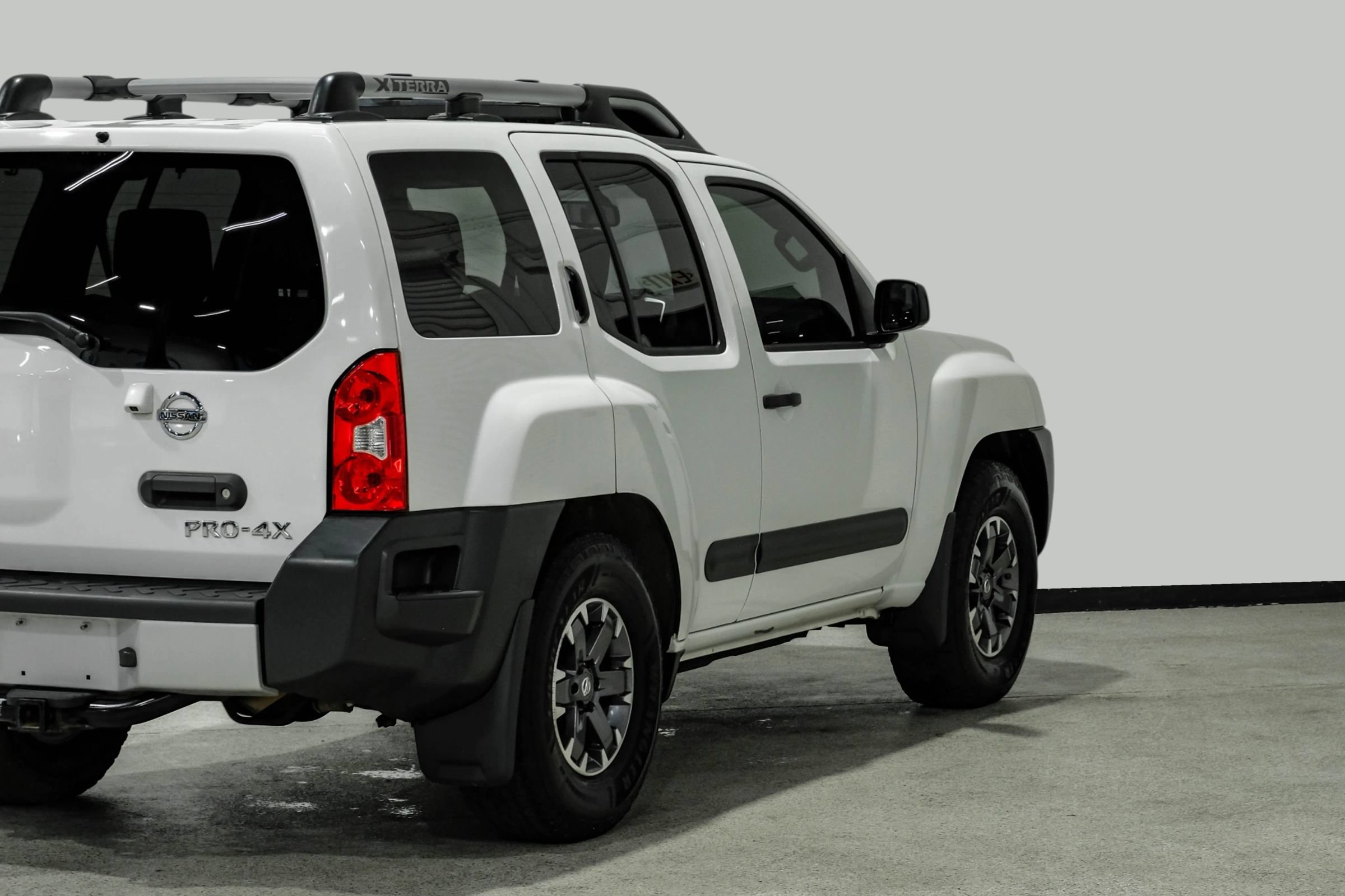 Used 2014 Nissan Xterra PRO-4X w/ Nevada Tow Package AWD/4WD image 15