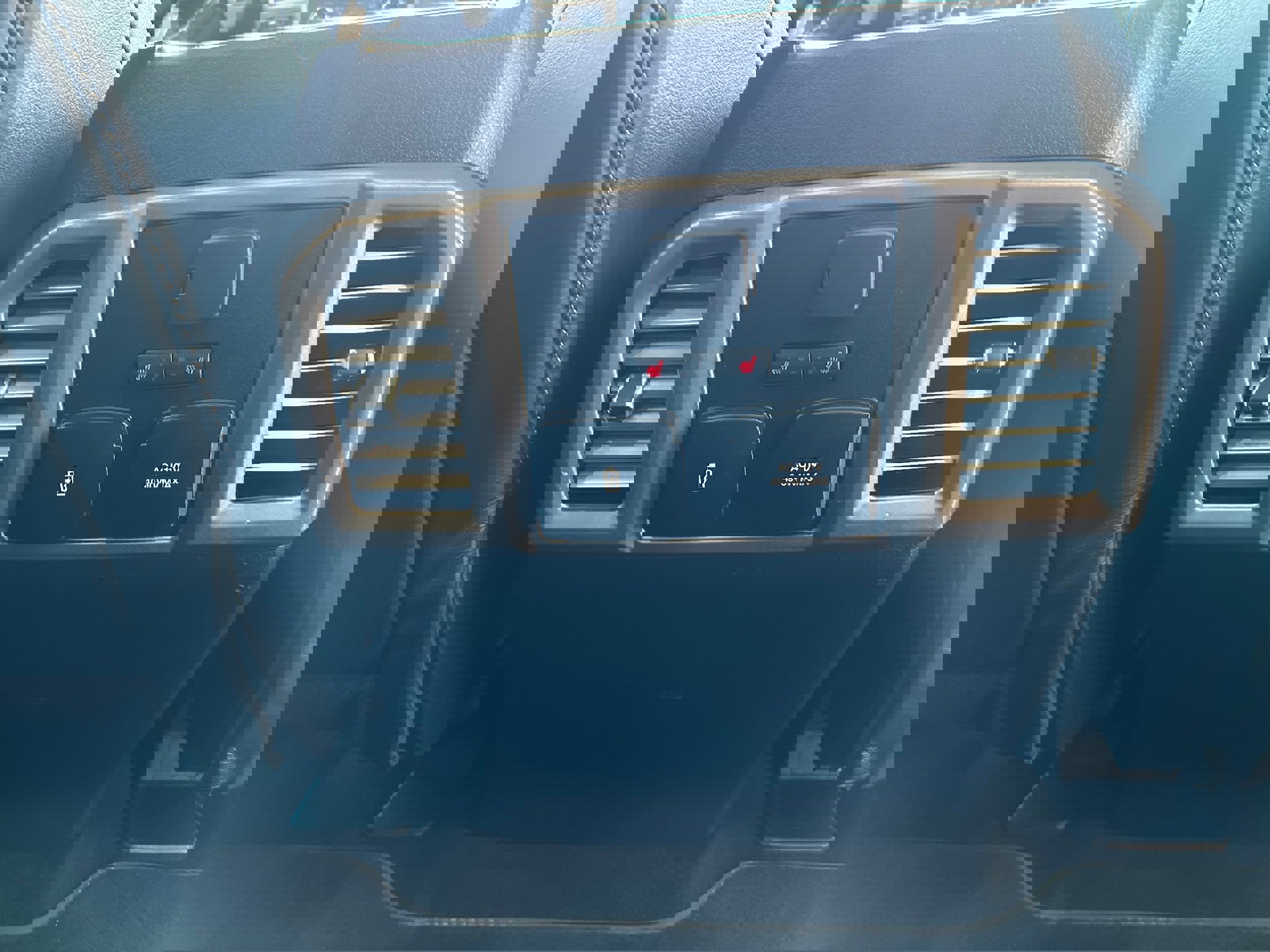 Used 2018 Ford F150 Limited w/ Trailer Tow Package image 15