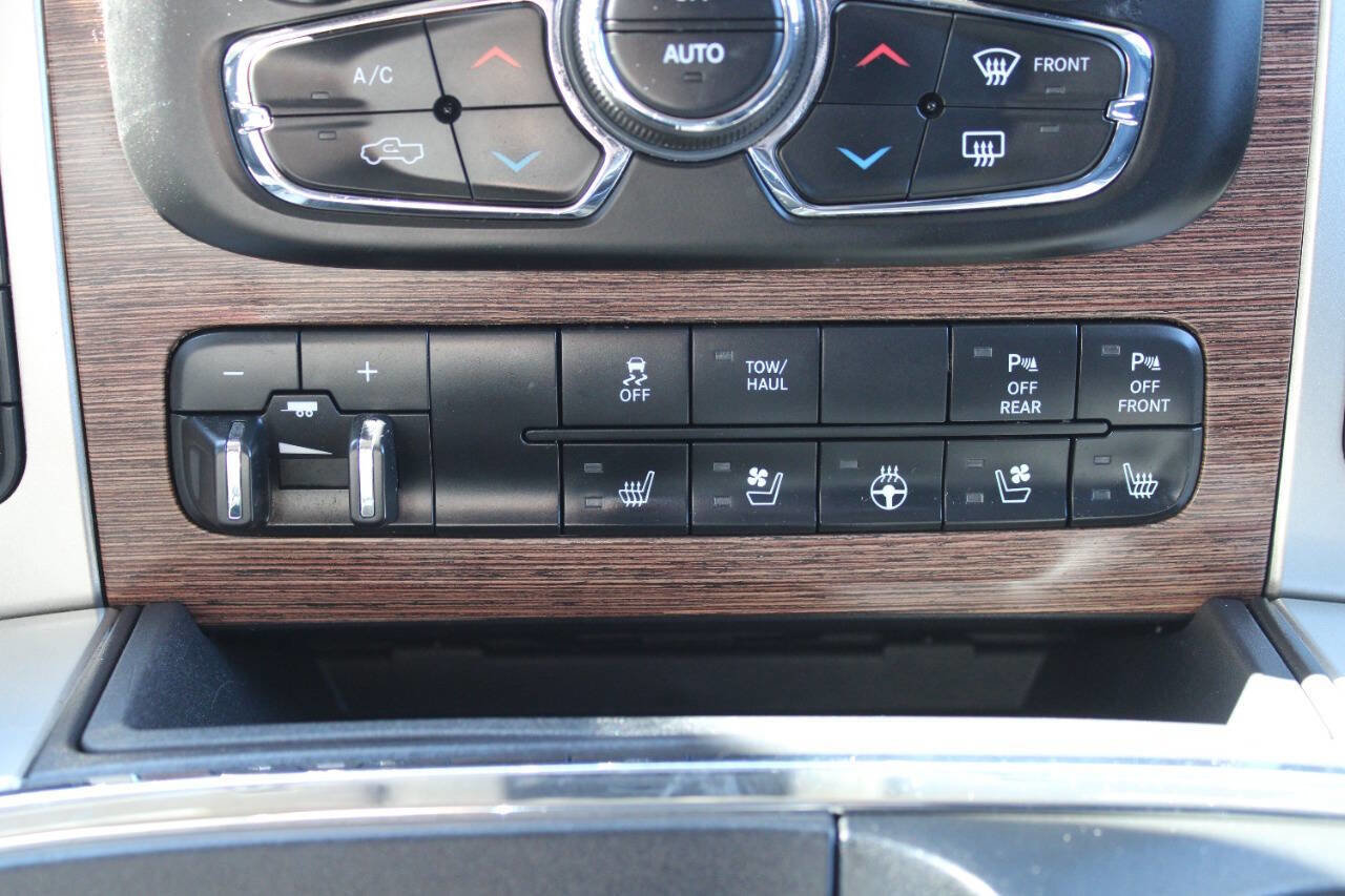 Used 2017 RAM 1500 Laramie w/ Convenience Group image 36