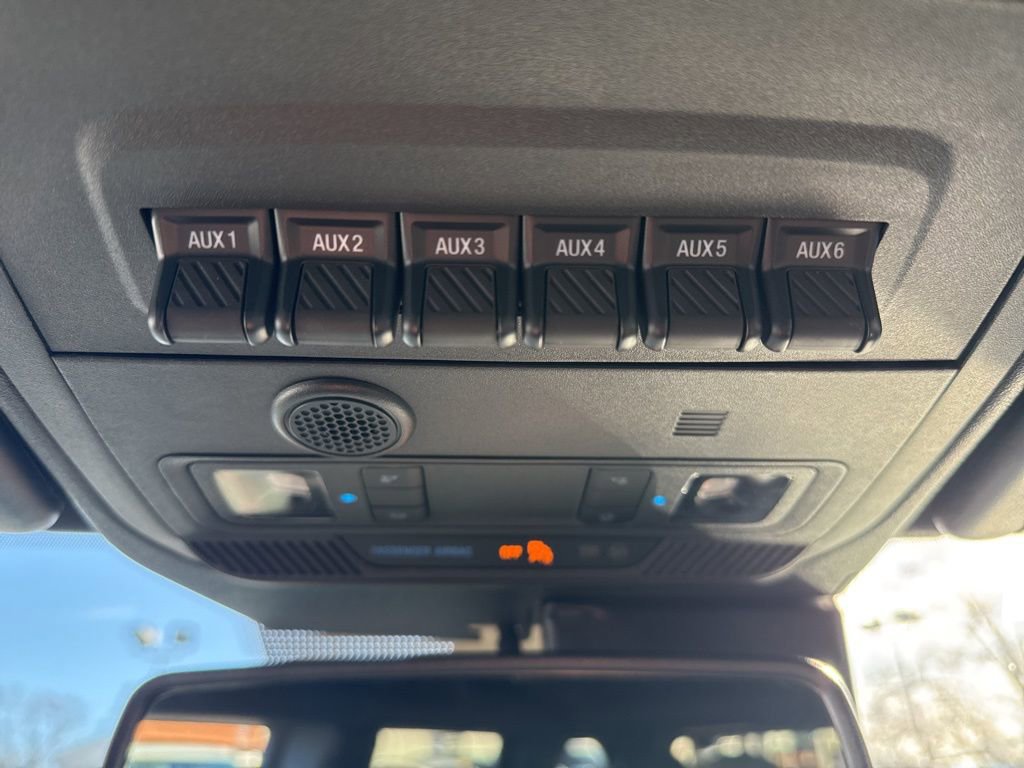 Used 2024 Ford Bronco Black Diamond image 29