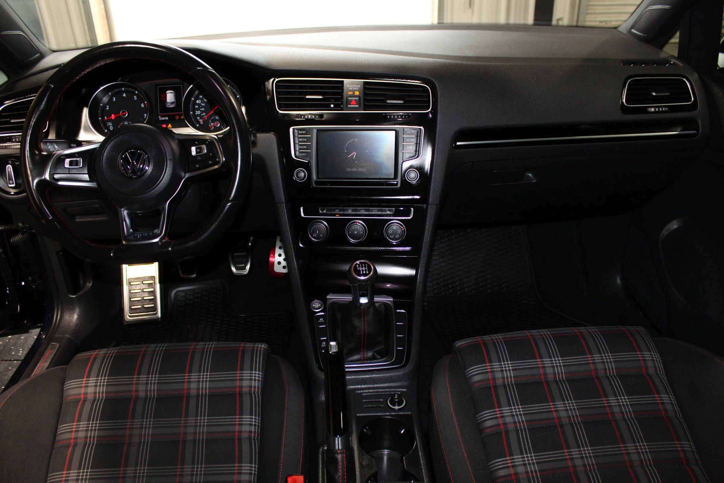 Used 2017 Volkswagen GTI Sport FWD image 13