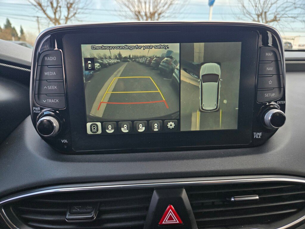 Used 2020 Hyundai Santa Fe Limited image 13