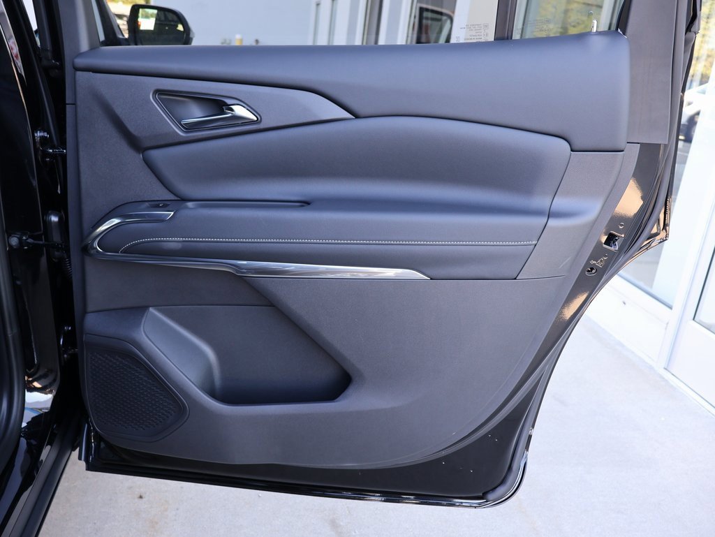 New 2026 Chevrolet Traverse LT w/ Driver Confidence Package image 29