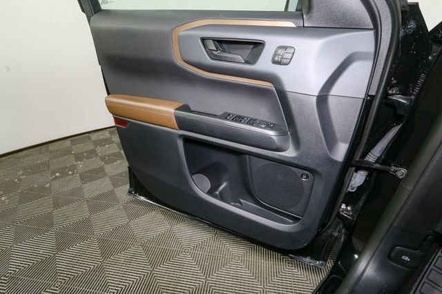 Used 2024 Ford Bronco Sport Outer Banks w/ Tech Package AWD/4WD image 35