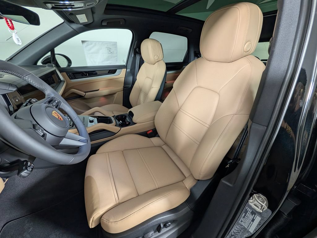 New 2026 Porsche Cayenne S AWD/4WD image 5