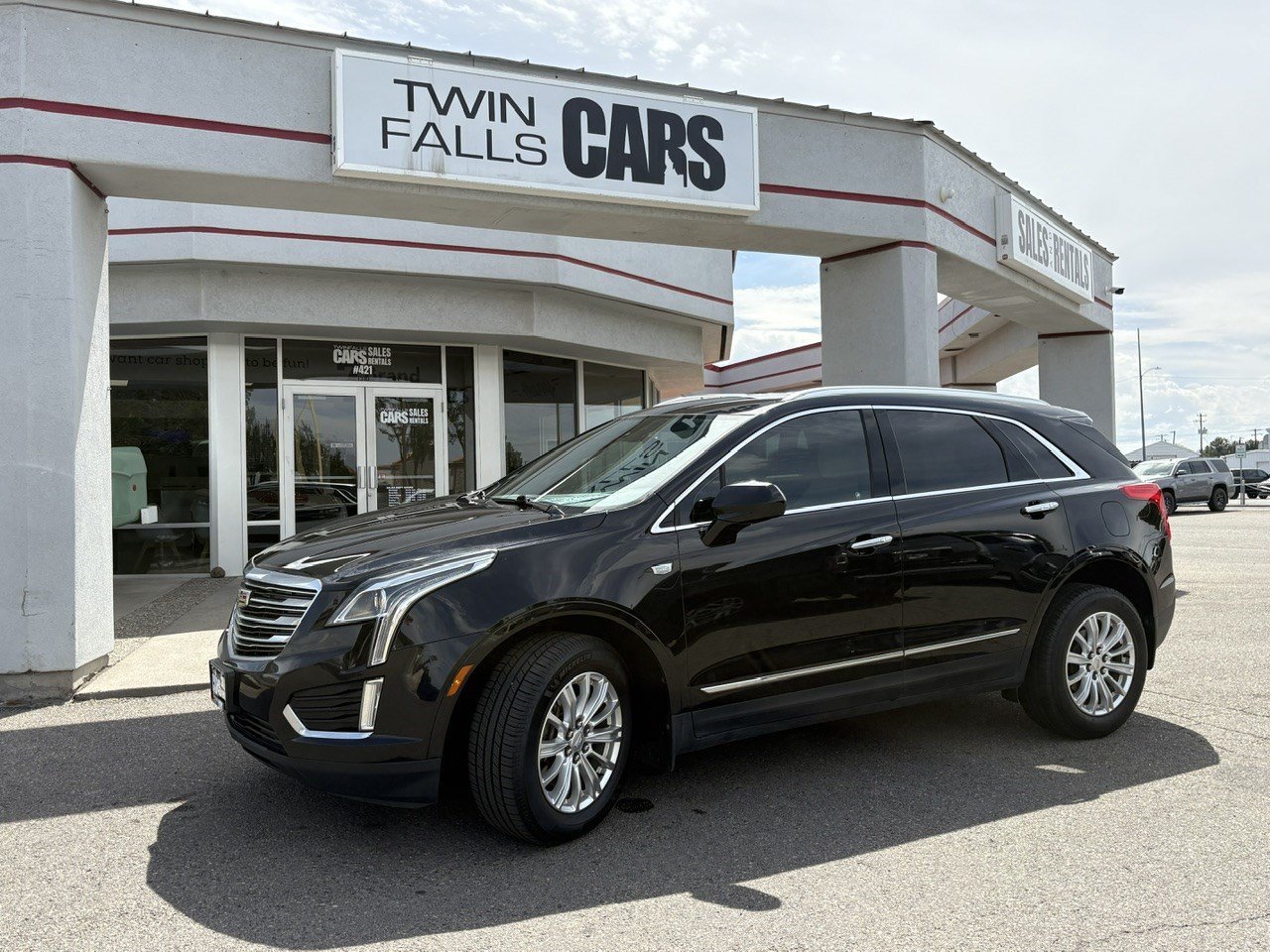 Certified 2018 Cadillac XT5 FWD image 1