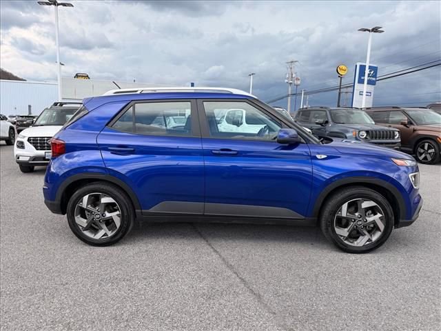 Certified 2024 Hyundai Venue Limited image 14
