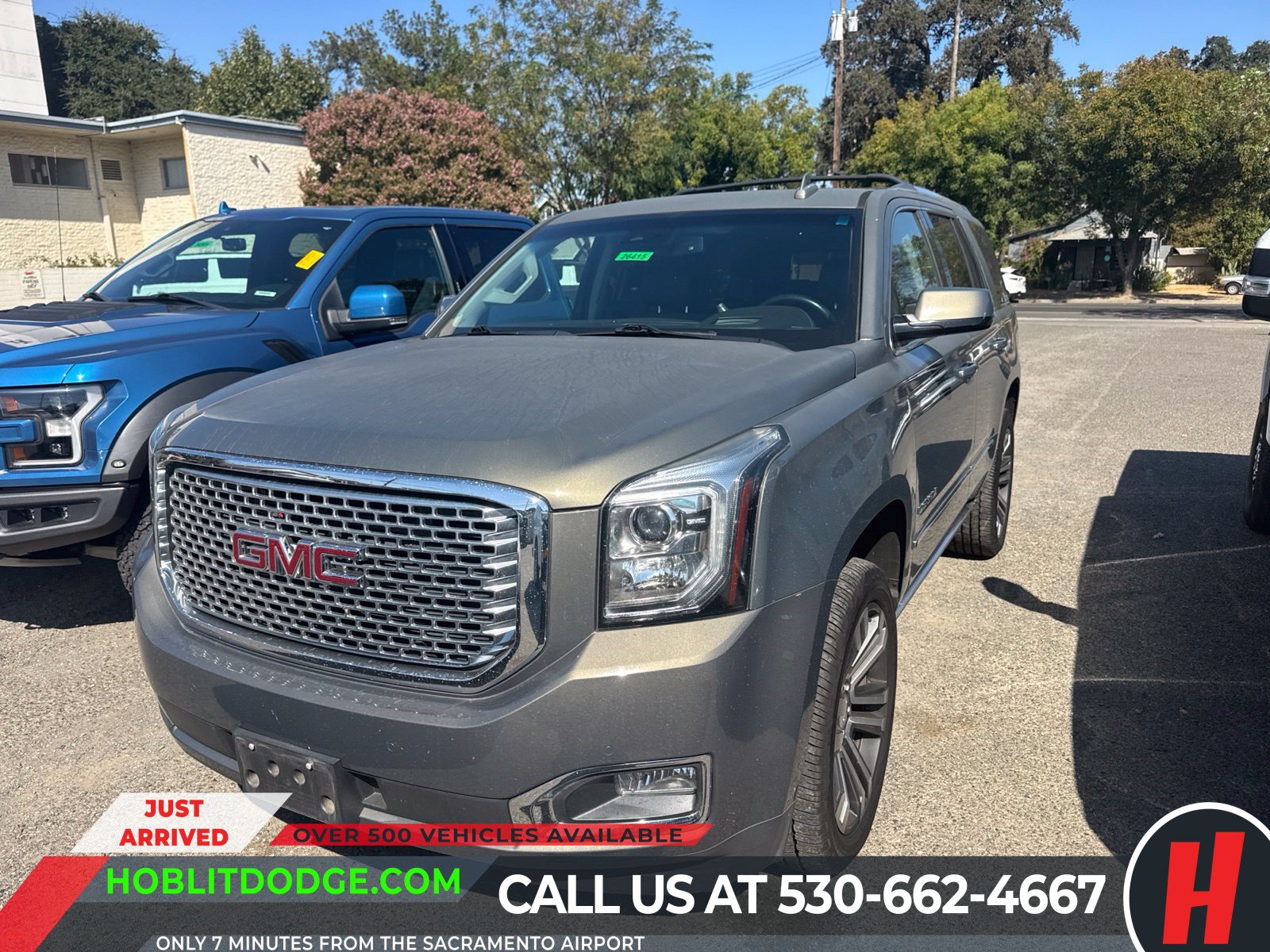 Used 2017 GMC Yukon Denali w/ Open Road Package AWD/4WD image 1