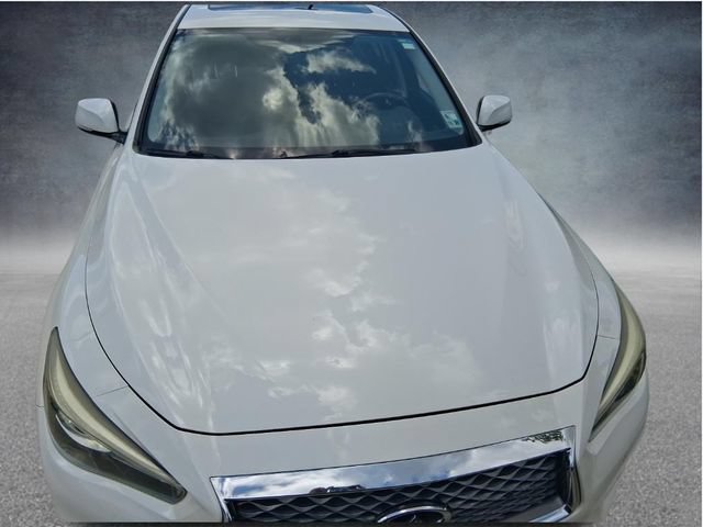 Used 2019 INFINITI Q50 Luxe w/ Essential Package (3.0T Luxe) RWD image 4