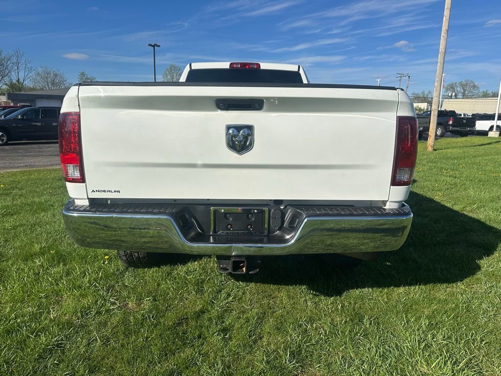 Used 2018 RAM 3500 Tradesman w/ Chrome Appearance Group AWD/4WD image 4