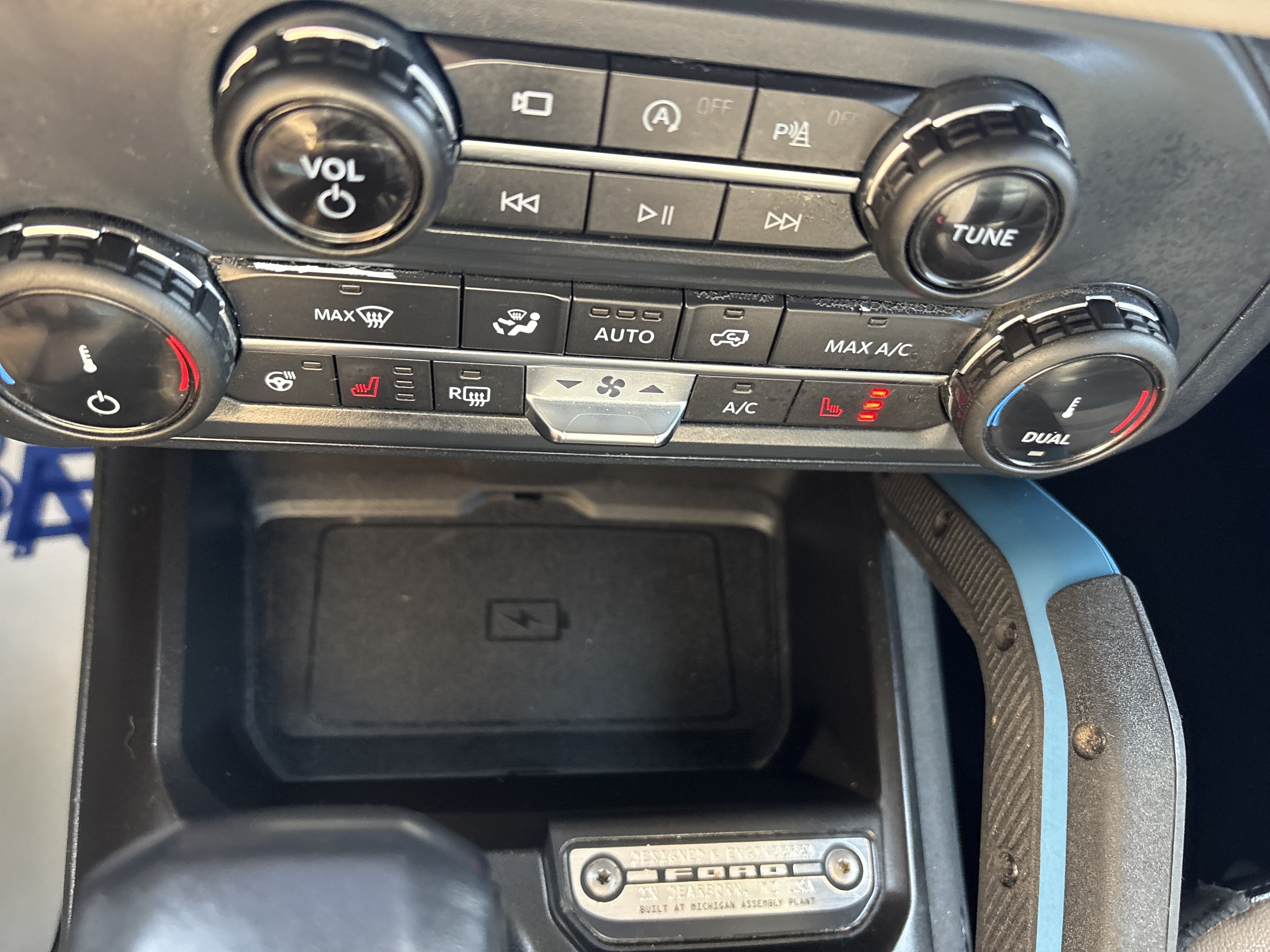 Used 2022 Ford Bronco Wildtrak AWD/4WD image 16