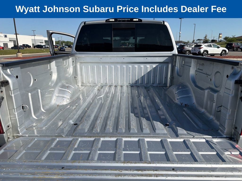 Used 2018 Nissan Titan SV AWD/4WD image 28